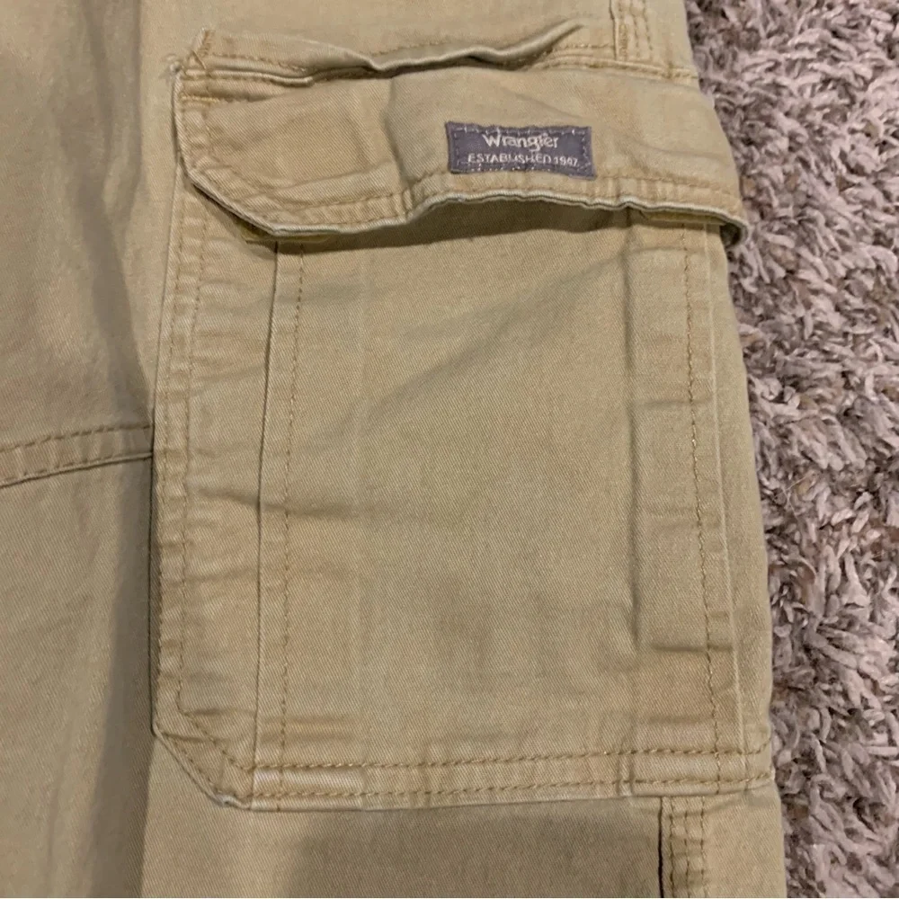 Men’s Wrangler Cargo Pants